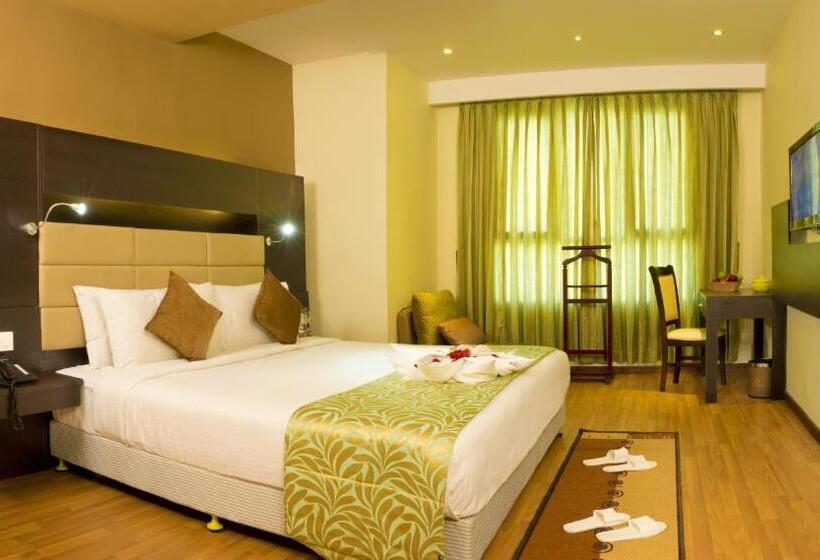 سوییت جونیور, Poppys Hotel Madurai