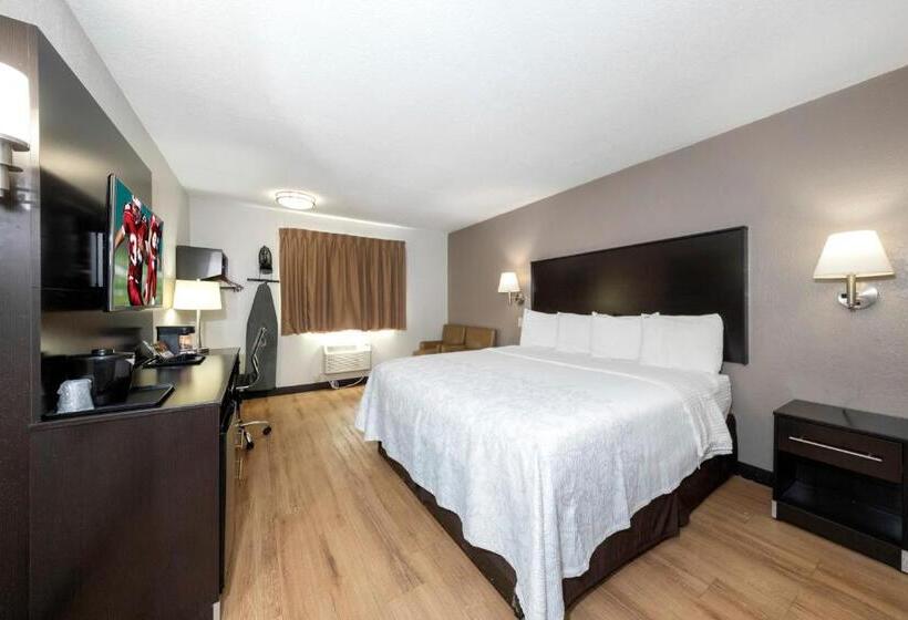 带大床的高级房间, Red Roof Inn Plus+ Huntsville