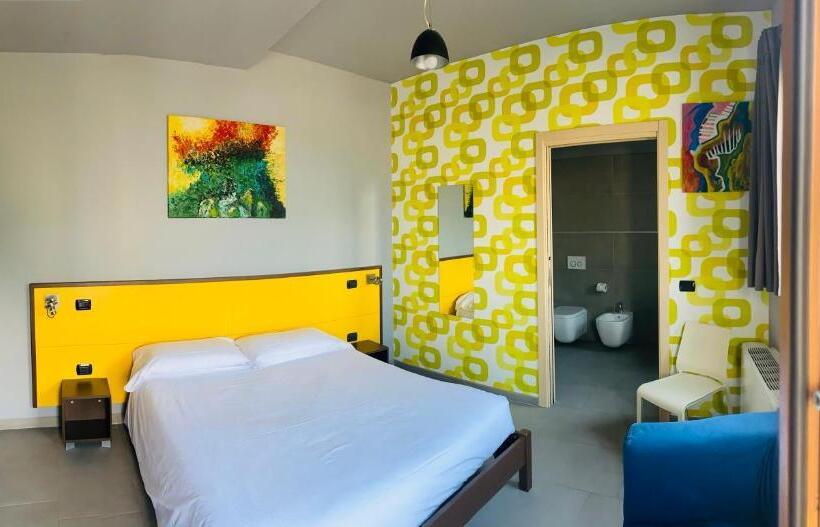 Номер Стандарт Вид на Озеро, Vela Di Soleville Camere Con E Senza Vista Lago Con Ristorante & Pizzeria