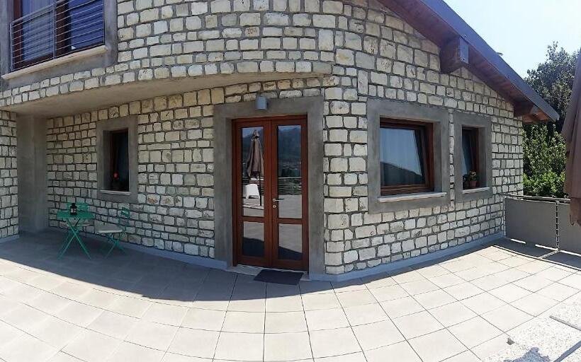 Номер Стандарт Вид на Озеро, Vela Di Soleville Camere Con E Senza Vista Lago Con Ristorante & Pizzeria