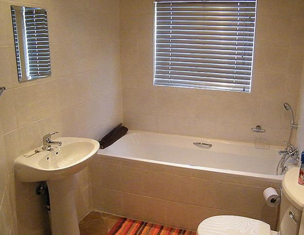 חדר סטנדרט לשלושה, Airport Lodge Guest House