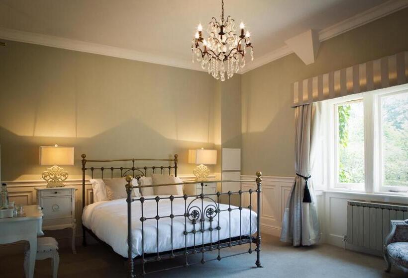 Номер Deluxe, Manor By The Lake