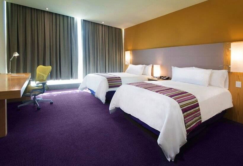 ２ダブルベッドのスタンダードルーム, Hilton Garden Inn Monterrey Airport