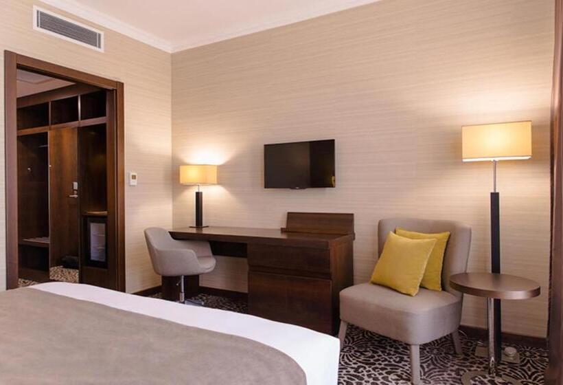 اتاق استاندارد, Holiday Inn Aktau, An Ihg