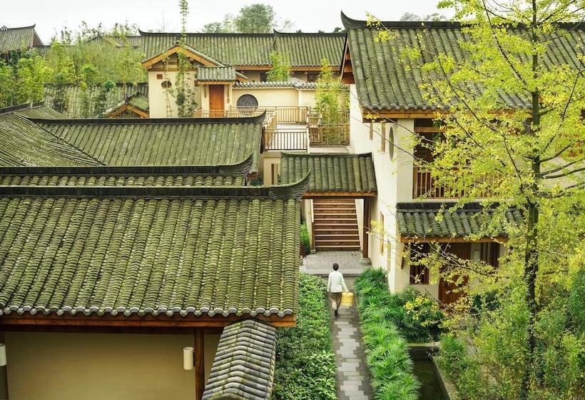 Люкс, Six Senses Qing Cheng Mountain