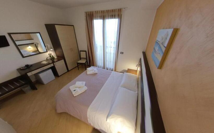 اتاق سوپریور, Albergo Perseo
