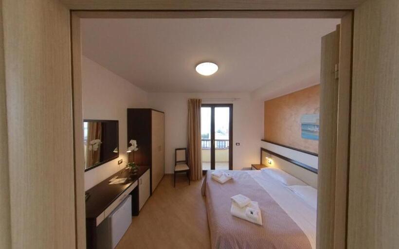 اتاق سوپریور, Albergo Perseo