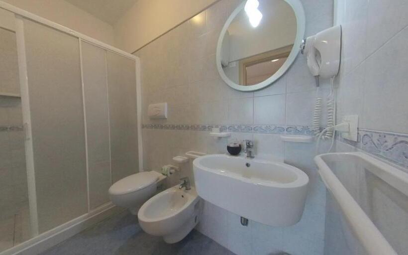 اتاق سوپریور, Albergo Perseo