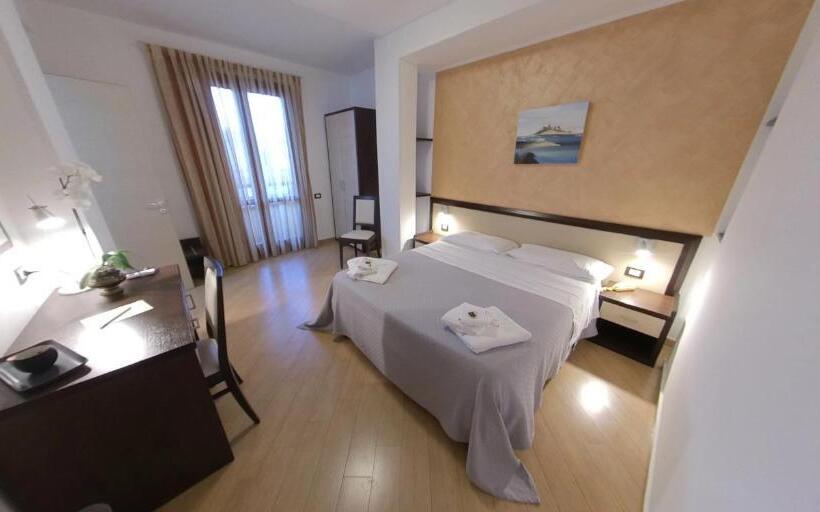 اتاق سوپریور, Albergo Perseo