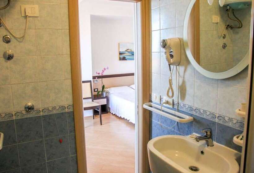 اتاق سوپریور, Albergo Perseo