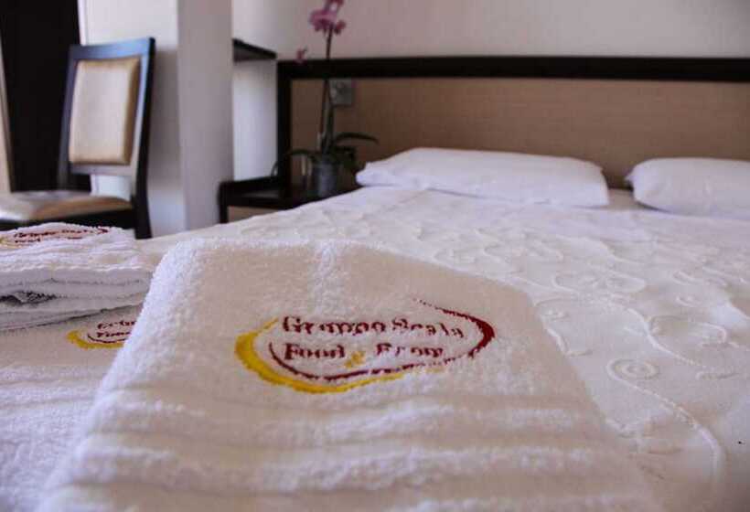 اتاق سوپریور, Albergo Perseo