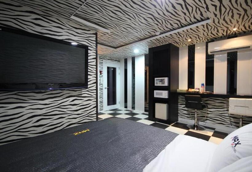اتاق سوپریور, Max Motel   Sasang