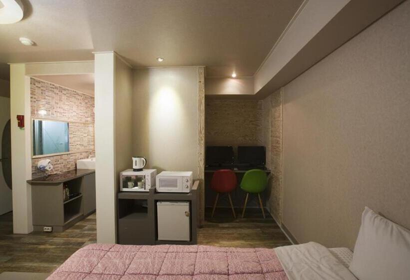 اتاق سوپریور, Max Motel   Sasang