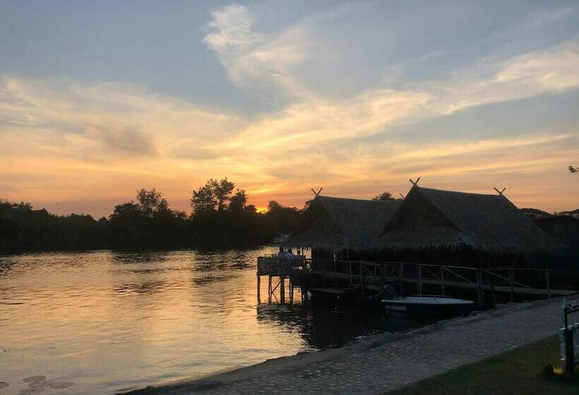 غرفة قياسية, Bamboo House Resort