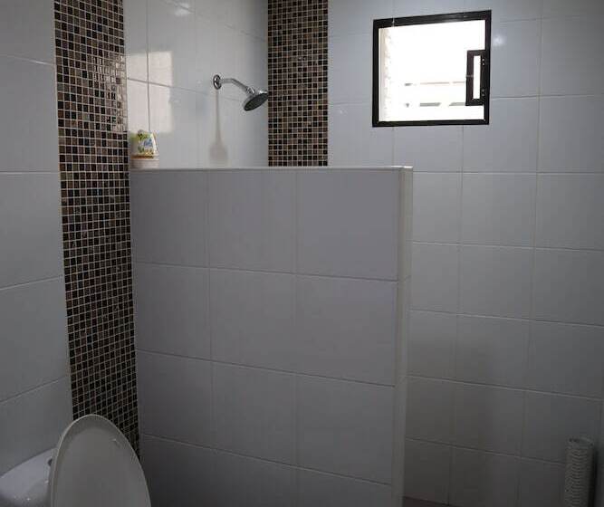 ガーデンビュースーペリアールーム, Domicilio Lorenzo