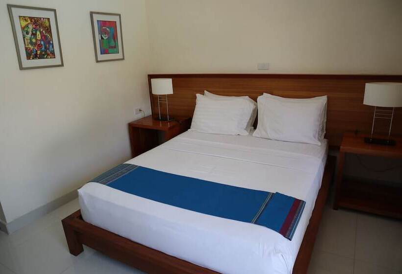 デラックスルーム, Domicilio Lorenzo