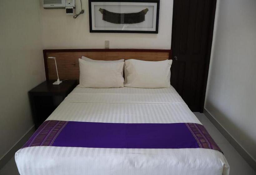 デラックスルーム, Domicilio Lorenzo