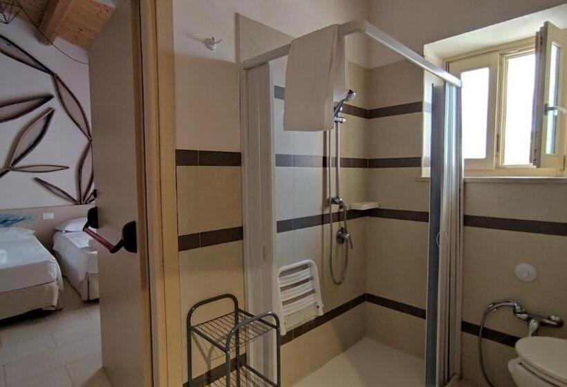 اتاق لوکس, Le Zagare Di Vendicari