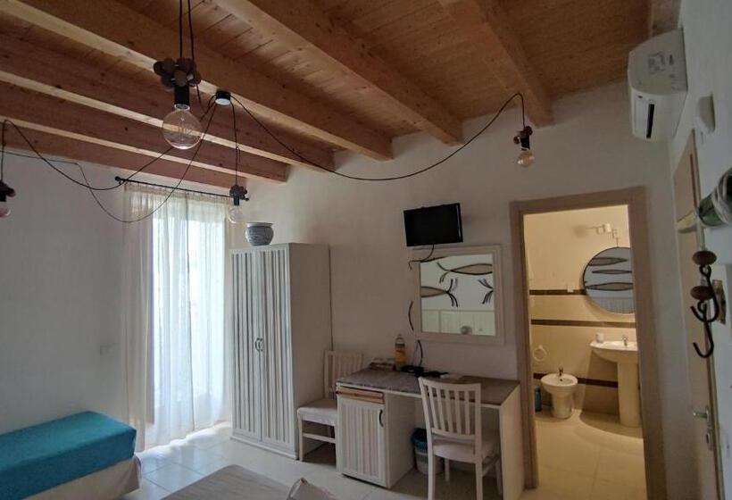 اتاق استاندارد, Le Zagare Di Vendicari