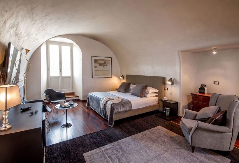 סוויטת ג'וניור עם מרפסת, Palazzo De Cupis  Suites And View