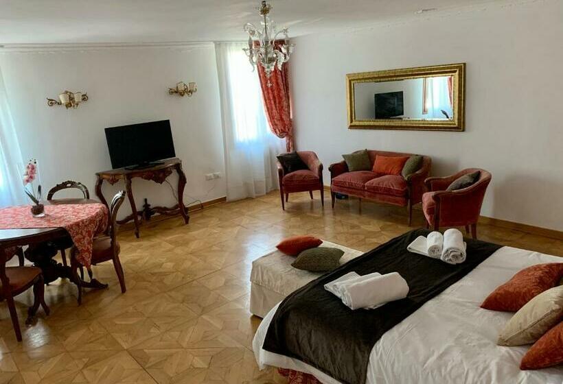 Habitación Estándar con Vistas, Riva De Biasio