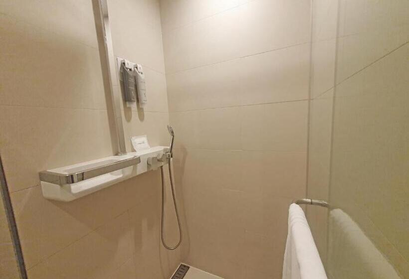Семейный Номер, Busan Business