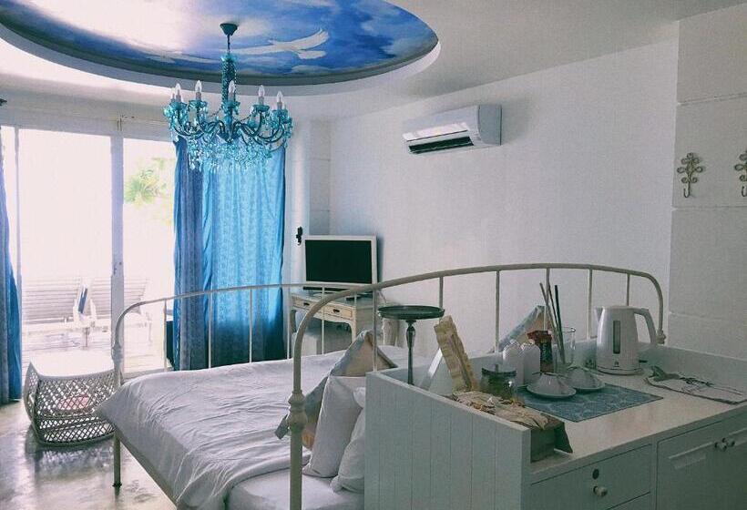 اتاق لوکس با چشم‌انداز دریا, Green Gallery Beach Boutique