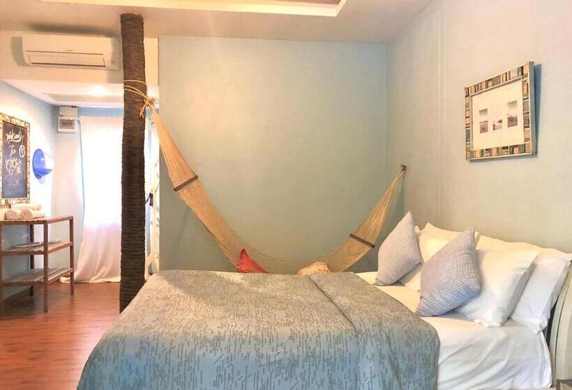 اتاق سوپریور با چشم‌انداز استخر, Green Gallery Beach Boutique