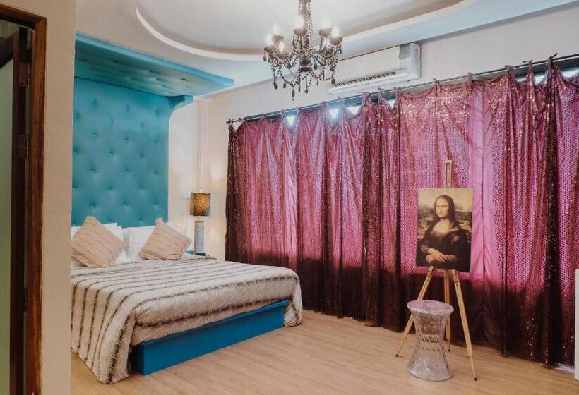 اتاق لوکس با تخت بزرگ, Green Gallery Beach Boutique