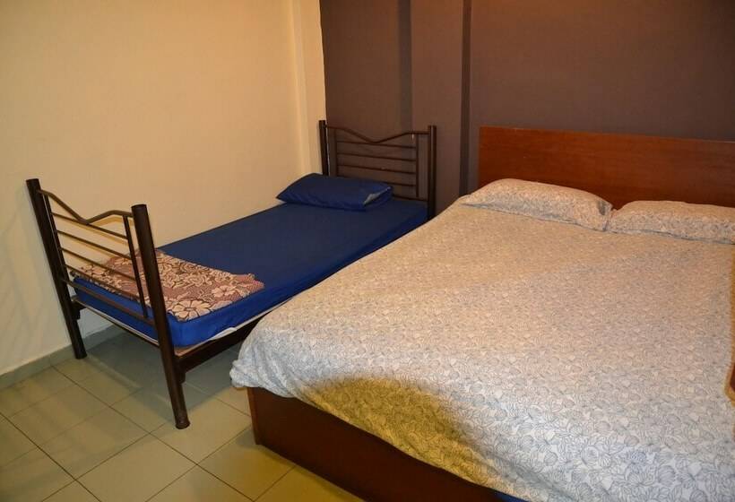 اتاق استاندارد سه نفره, Indah Kuala Terengganu