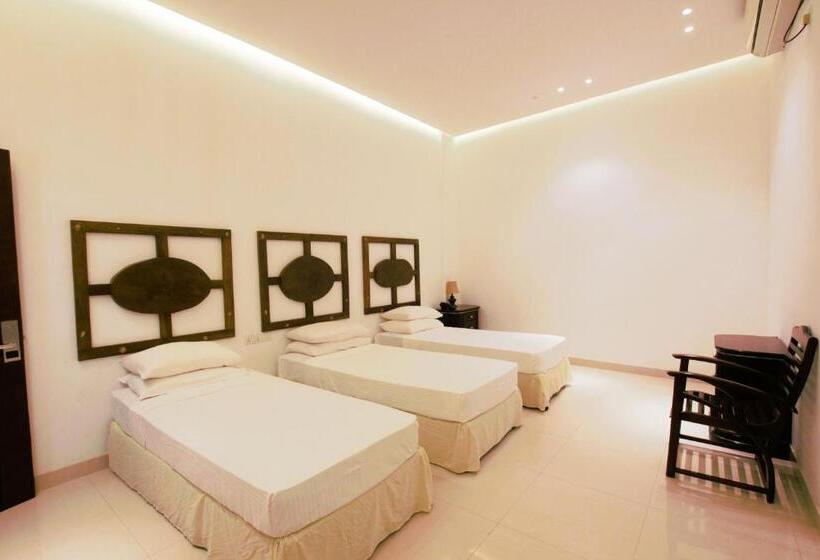 اتاق استاندارد سه نفره, Avasta Resort