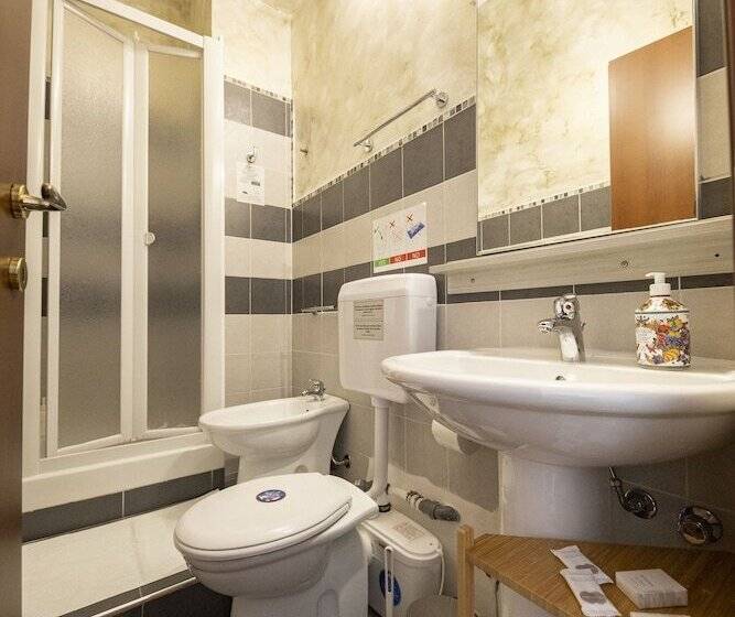 Номер Стандарт Двуспальная Кровать, Baronetto B&b