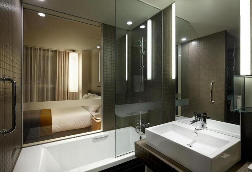 اتاق لوکس, Shilla Stay Gwanghwamun Myeongdong