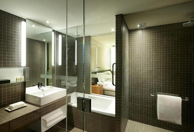 اتاق لوکس, Shilla Stay Gwanghwamun Myeongdong