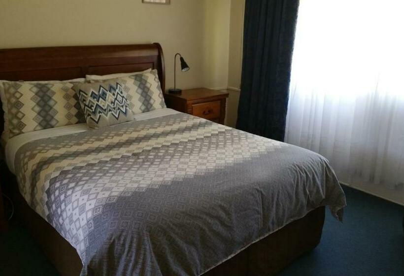 スタンダードルーム, Kaniva Midway Motel
