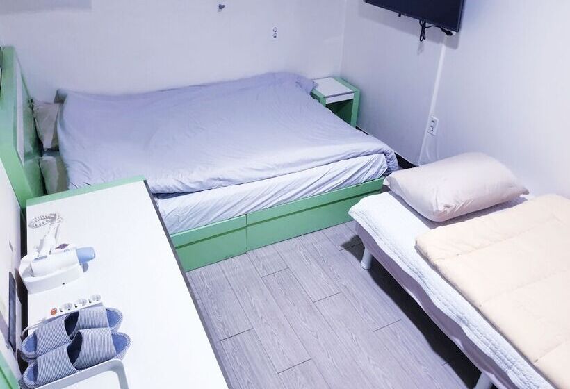 اتاق استاندارد, Oppa Hostel Sinchon Hongdae