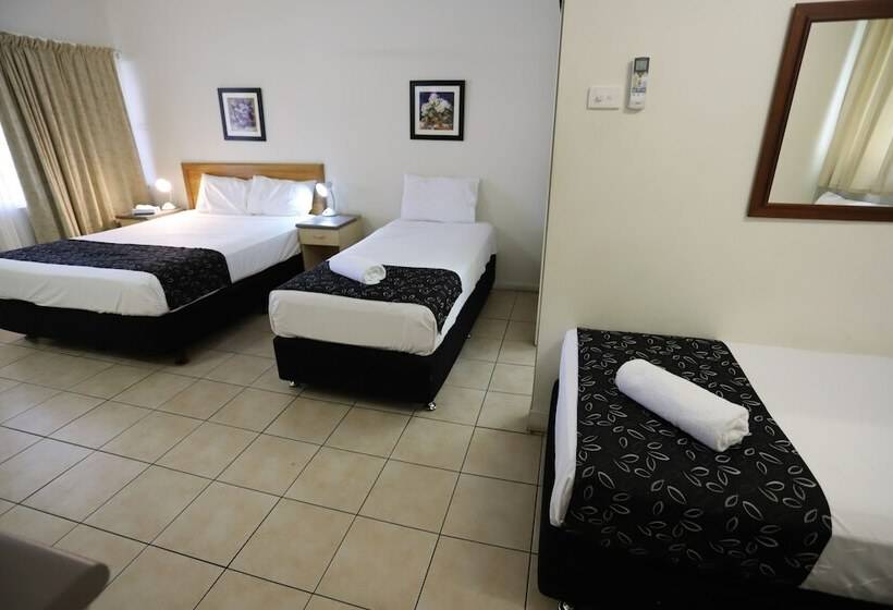 Номер Стандарт Трехместный, Tropic Coast Motel
