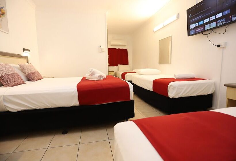 Семейный Номер, Tropic Coast Motel