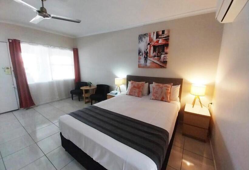 Номер Executive, Tropic Coast Motel
