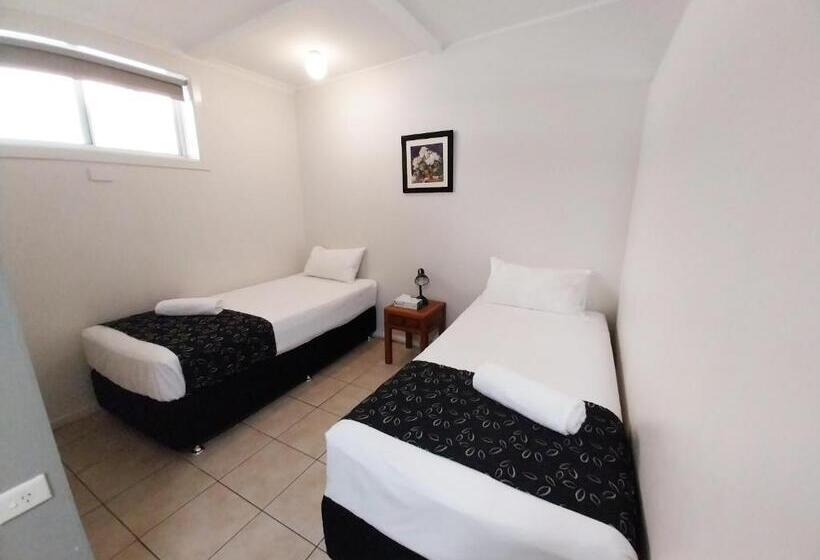 Номер Стандарт Трехместный, Tropic Coast Motel