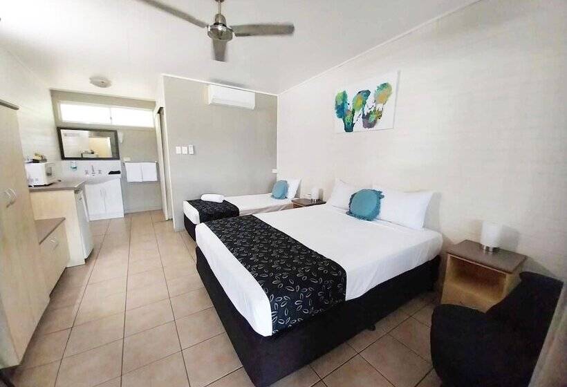 Номер Deluxe, Tropic Coast Motel