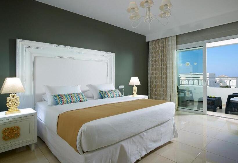 سوییت لوکس, Anemos Luxury Grand Resort