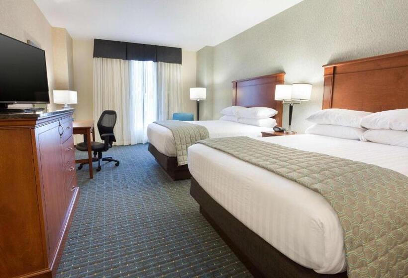 Номер Superior, Drury Inn & Suites Grand Rapids