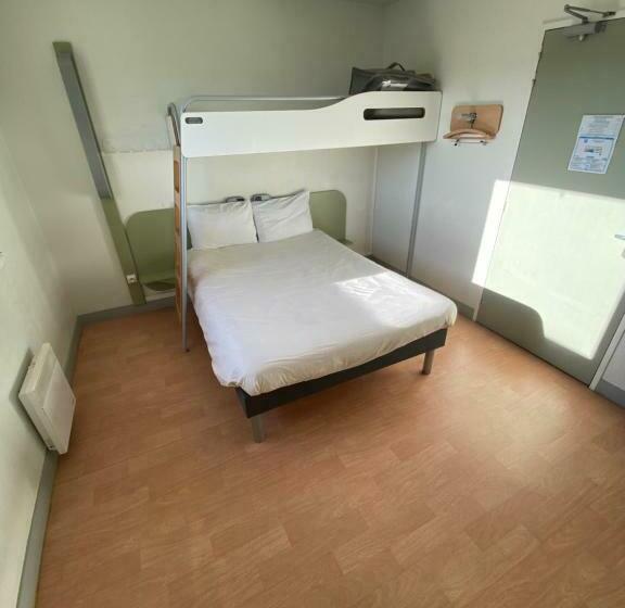 اتاق استاندارد سه نفره, Ibis Budget Caen Centre Gare