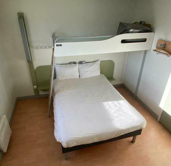اتاق استاندارد سه نفره, Ibis Budget Caen Centre Gare