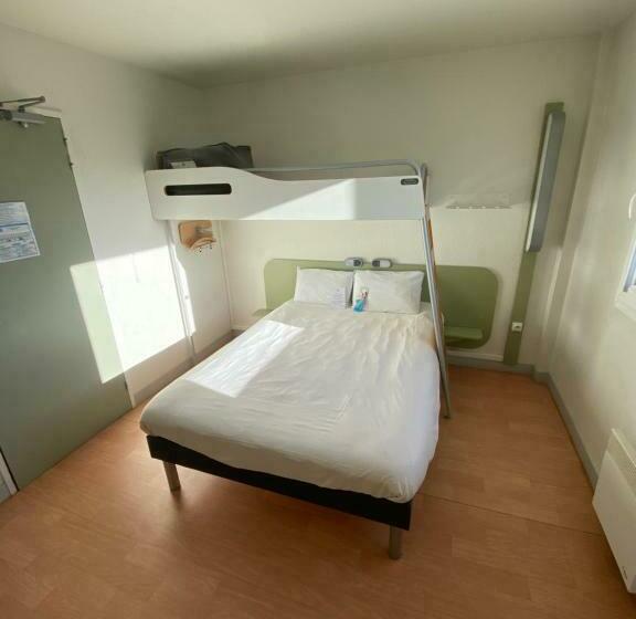 اتاق استاندارد سه نفره, Ibis Budget Caen Centre Gare