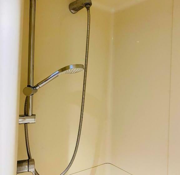 اتاق استاندارد سه نفره, Ibis Budget Caen Centre Gare