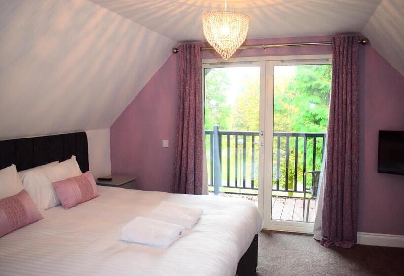 Дом 3 Спальни, Inglewood House And Spa