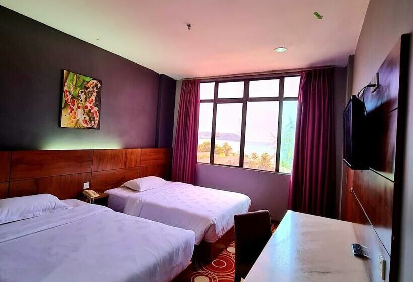 اتاق خانوادگی, Langgura Baron Resort