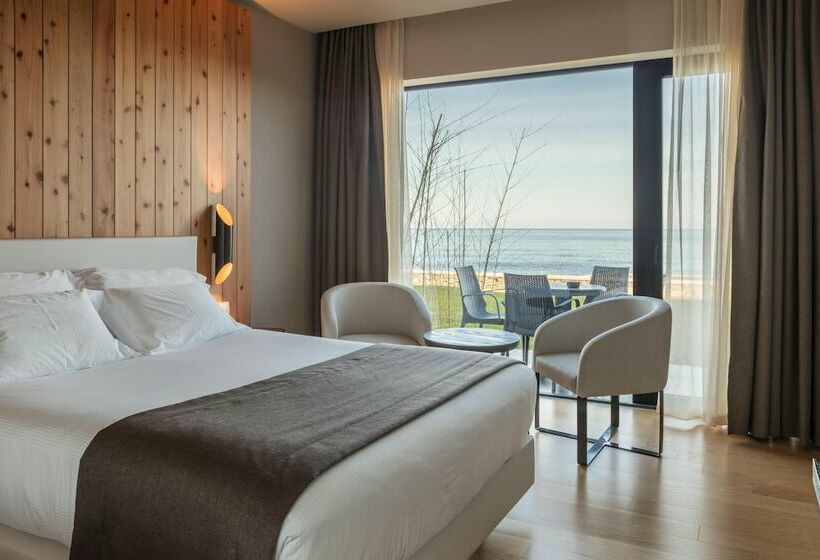 اتاق خانوادگی با چشم‌انداز دریا, Pedras Do Mar Resort & Spa